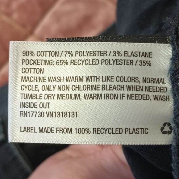 ֎5 FOR $25֍ (c1-4) NWT. Dark denim midi shorts 16 - Picture 7 of 7